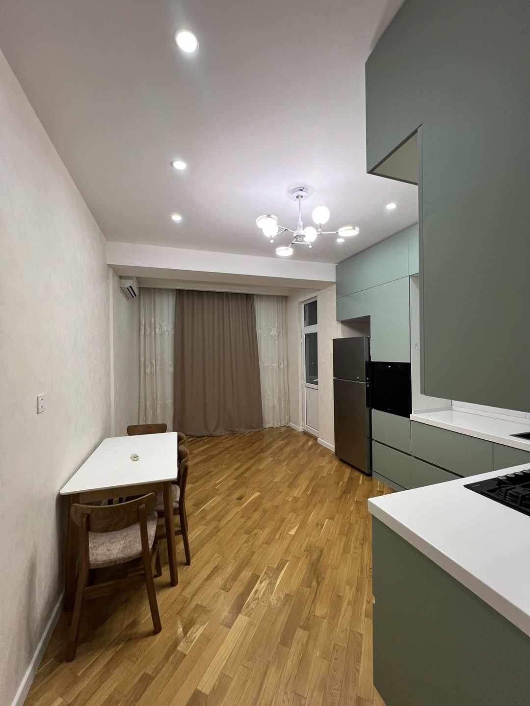 İcarəyə verilir 3 otaqlı yeni tikili 135 m² — Mənzil, Bakı (2)