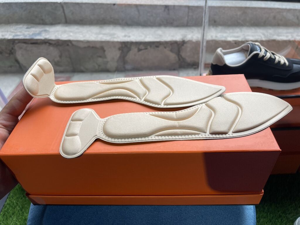 Xanımlar üçün həm içlik həm daban qoruyucu - Material: yumşaq — Geyim və ayakkabı qulluğu, Bakı (2)