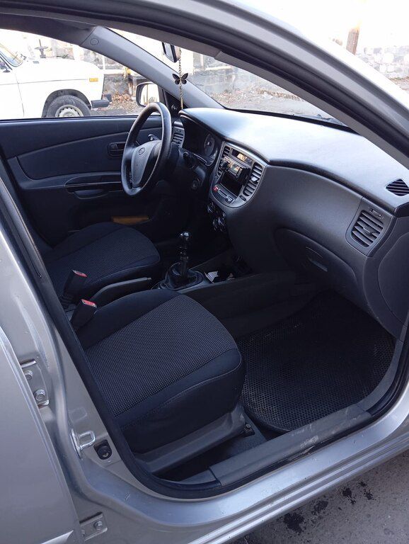 Kia Rio, 1.4 L, 2010 il, 282 400 km 90-XZ-789 — Avtomobillər, Şəki (4)