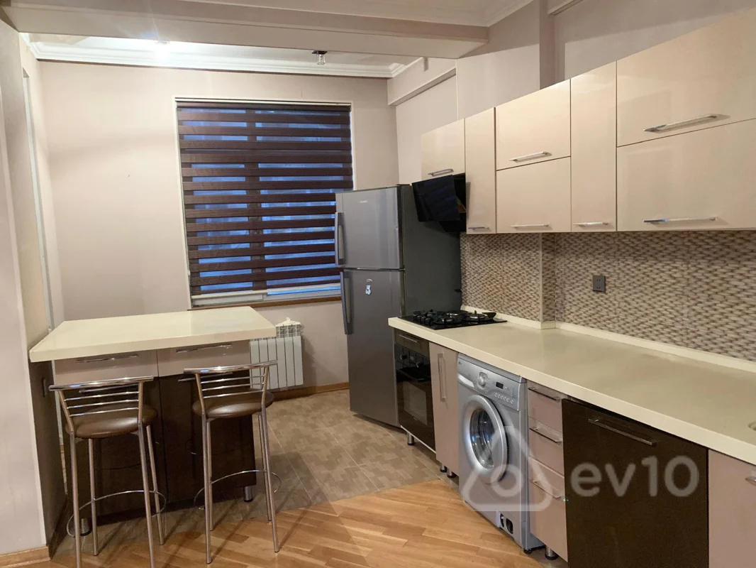 2 otaqlı mənzil, 60 m², Sübhü Salayev — kirayə — Bakı