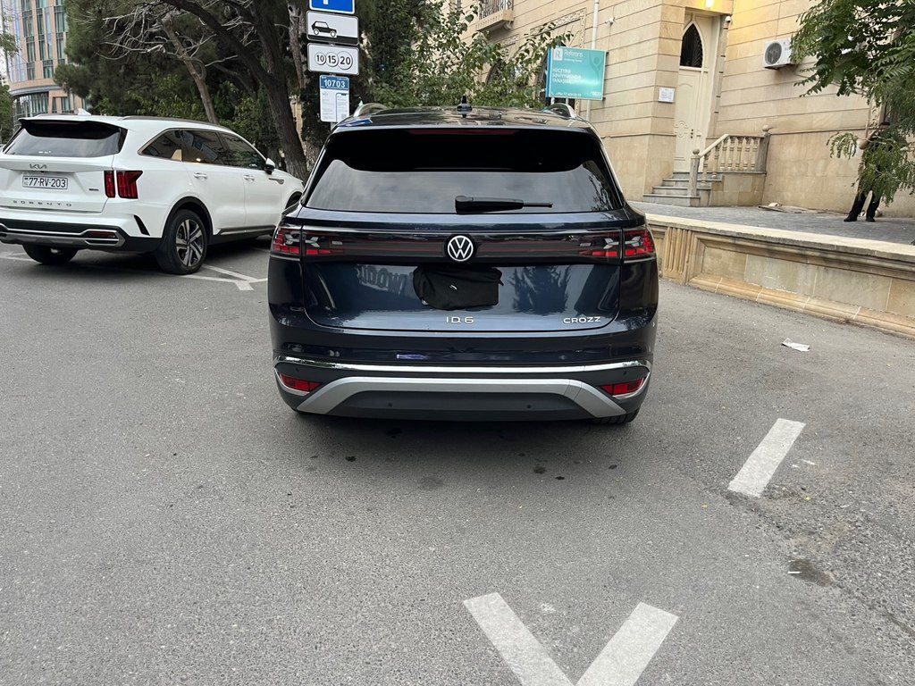 Volkswagen ID.6 Crozz, 84.8 kWh, 2022 il, 91 000 km — Avtomobillər, Bakı (7)