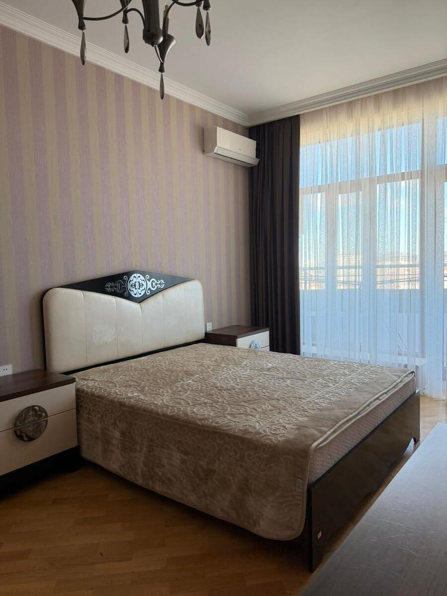 İcarəyə verilir 3 otaqlı yeni tikili 110 m² — Mənzil, Bakı (9)