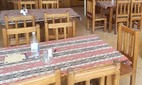 Masa və oturacaqlar 2 komplekt qalıb (2 stol, 8 stul) 1 komplekt 230 — Bakı