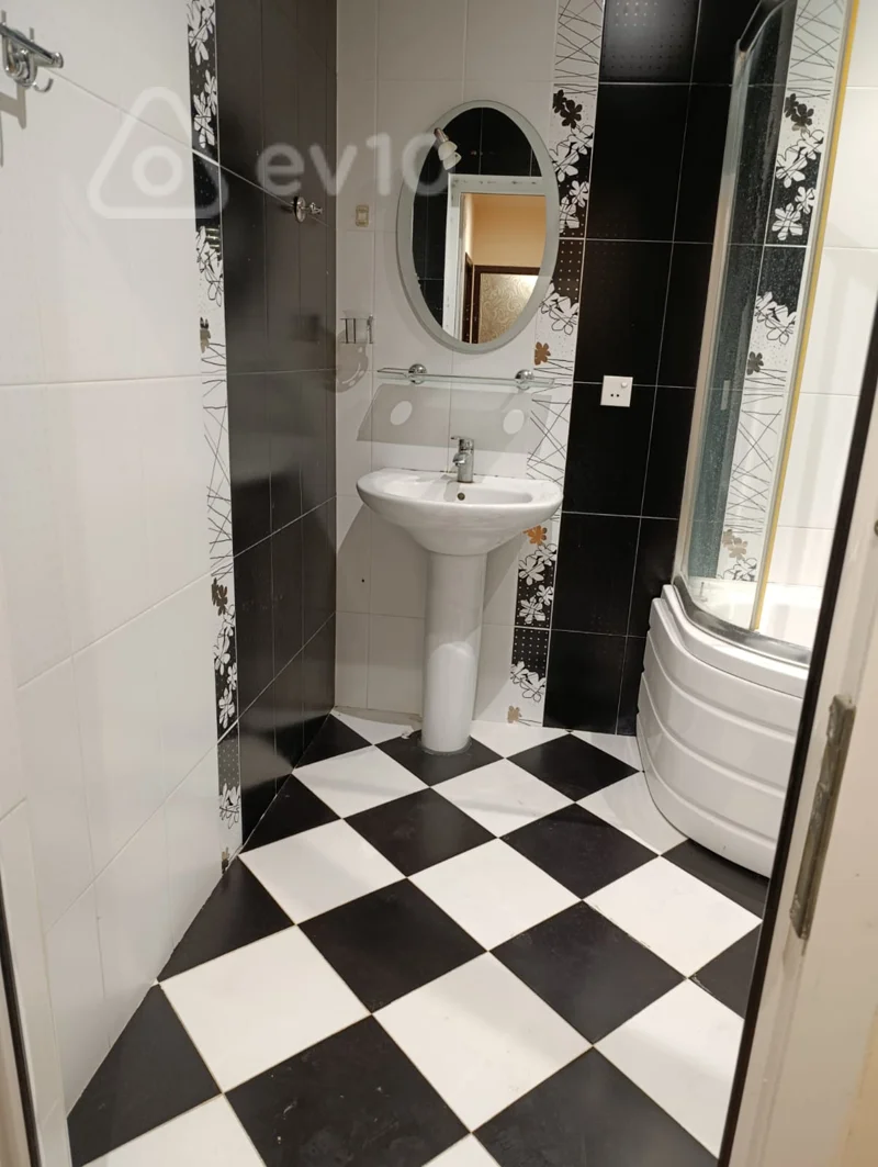 2 otaqlı mənzil, 85 m², Mehemmed Xiyabani — kirayə — Mənzil, Bakı (7)