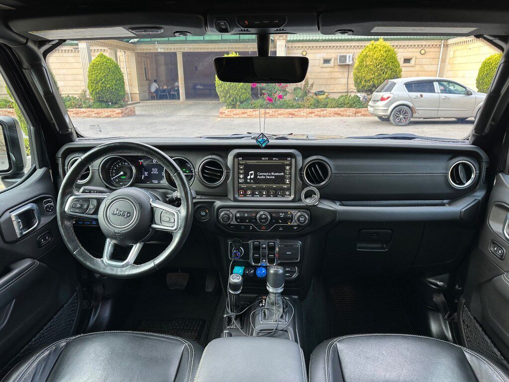 Jeep Wrangler, 2.0 L, 17.3 kWh, 2023 il, 56 000 km — Avtomobillər, Bakı (3)