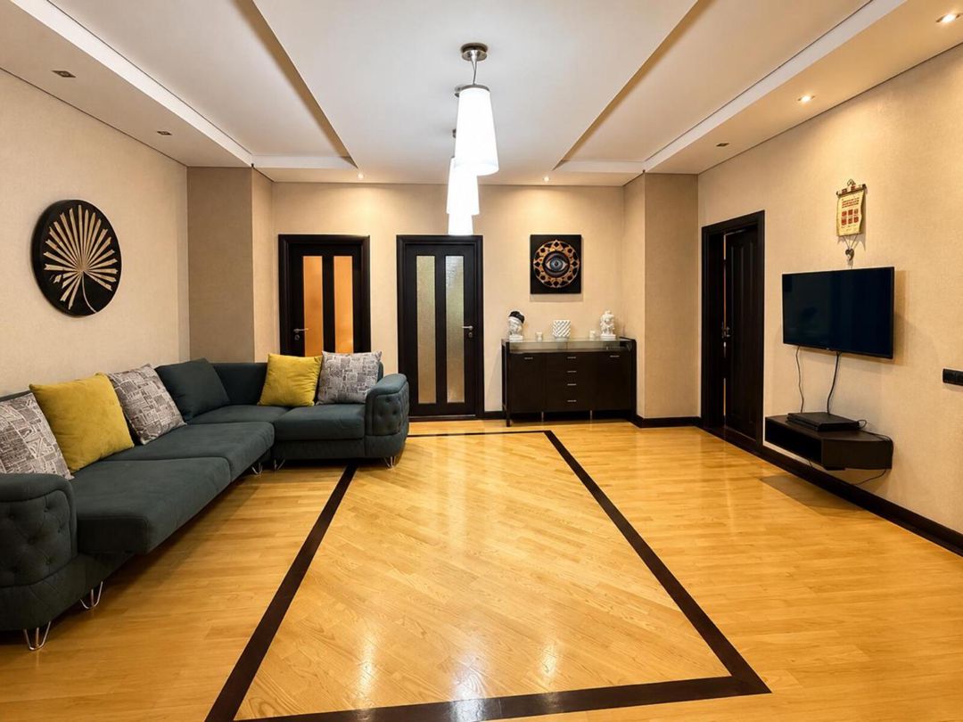 Satılır 4 otaqlı yeni tikili 240 m² — Mənzil, Bakı (4)