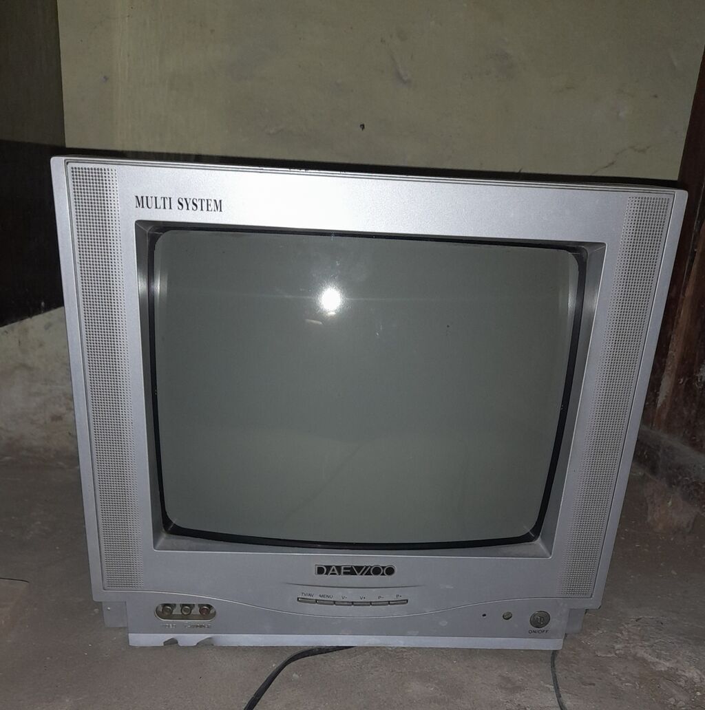 İki ədəd klassik kineskop televizor 1) JVC Super Multi CRT TV — Televizorlar, Digah