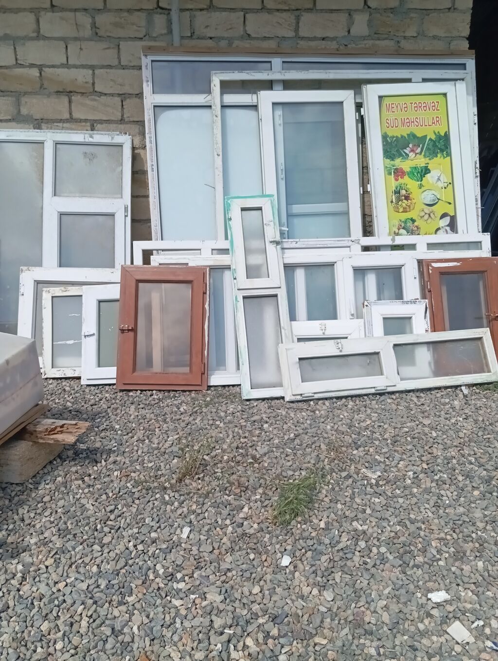 Metalkonstruksiya qapılar – müxtəlif ölçü və modellər - Material — Pəncərələr, qapılar, balkonlar, Gəncə (10)