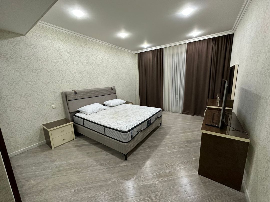 İcarəyə verilir 3 otaqlı yeni tikili 150 m² — Mənzil, Bakı (12)