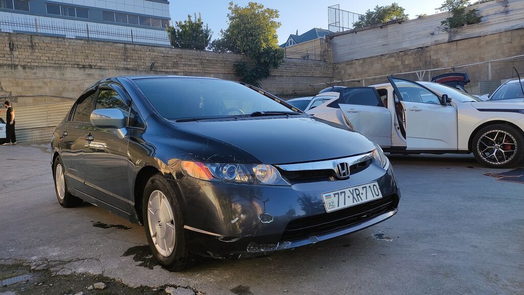 Honda Civic: 1.3 l 2006 il Sedan 77-XR-710 — Avtomobillər, Bakı (5)