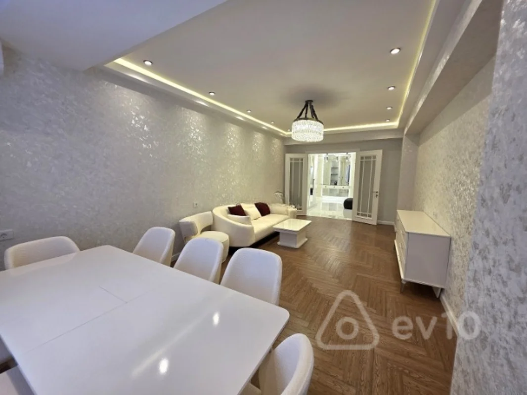 4 otaqlı mənzil, 185 m², Hüseyin Cavid pr — Bakı