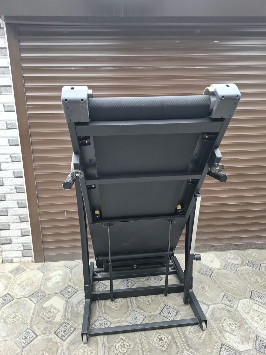 Beqavoy PROTEUS-8860 professional 150kq ceki goturur. Cox iri — Koşu simulyatorları, Sumqayıt (6)