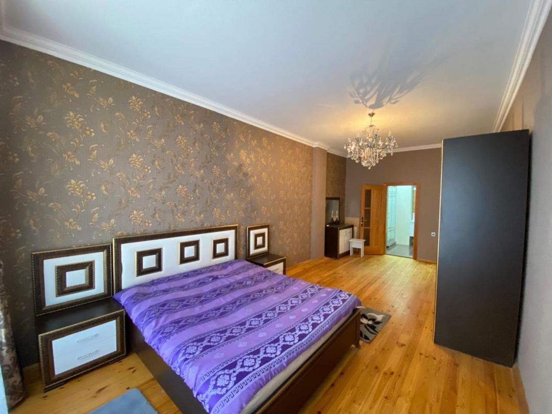 İcarəyə verilir 4 otaqlı yeni tikili 200 m² — Mənzil, Bakı (9)