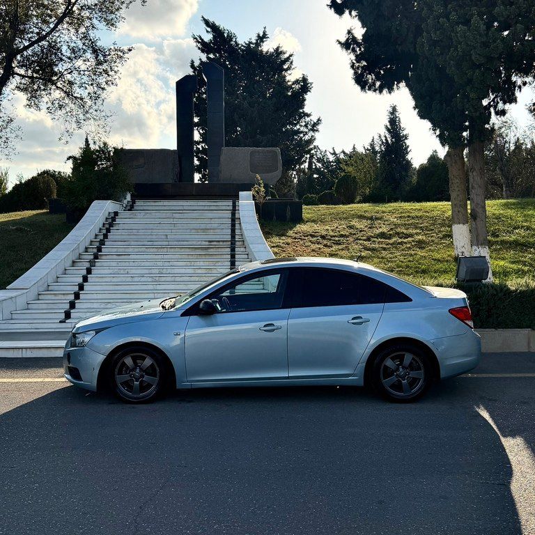 Chevrolet Cruze, 1.8 L, 2011 il, 330 000 km 99-RM-601 — Avtomobillər, Bakı (10)