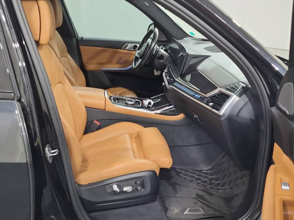 BMW X7, 3.0 L, 2023 il, 88 000 km — Avtomobillər (11)