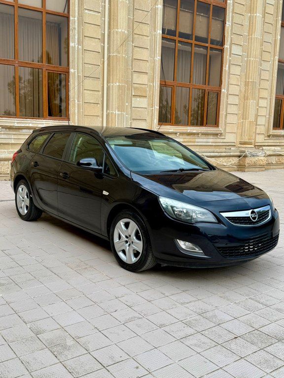 Opel Astra, 1.6 L, 2011 il, 225 000 km — Avtomobillər, Ucar (2)