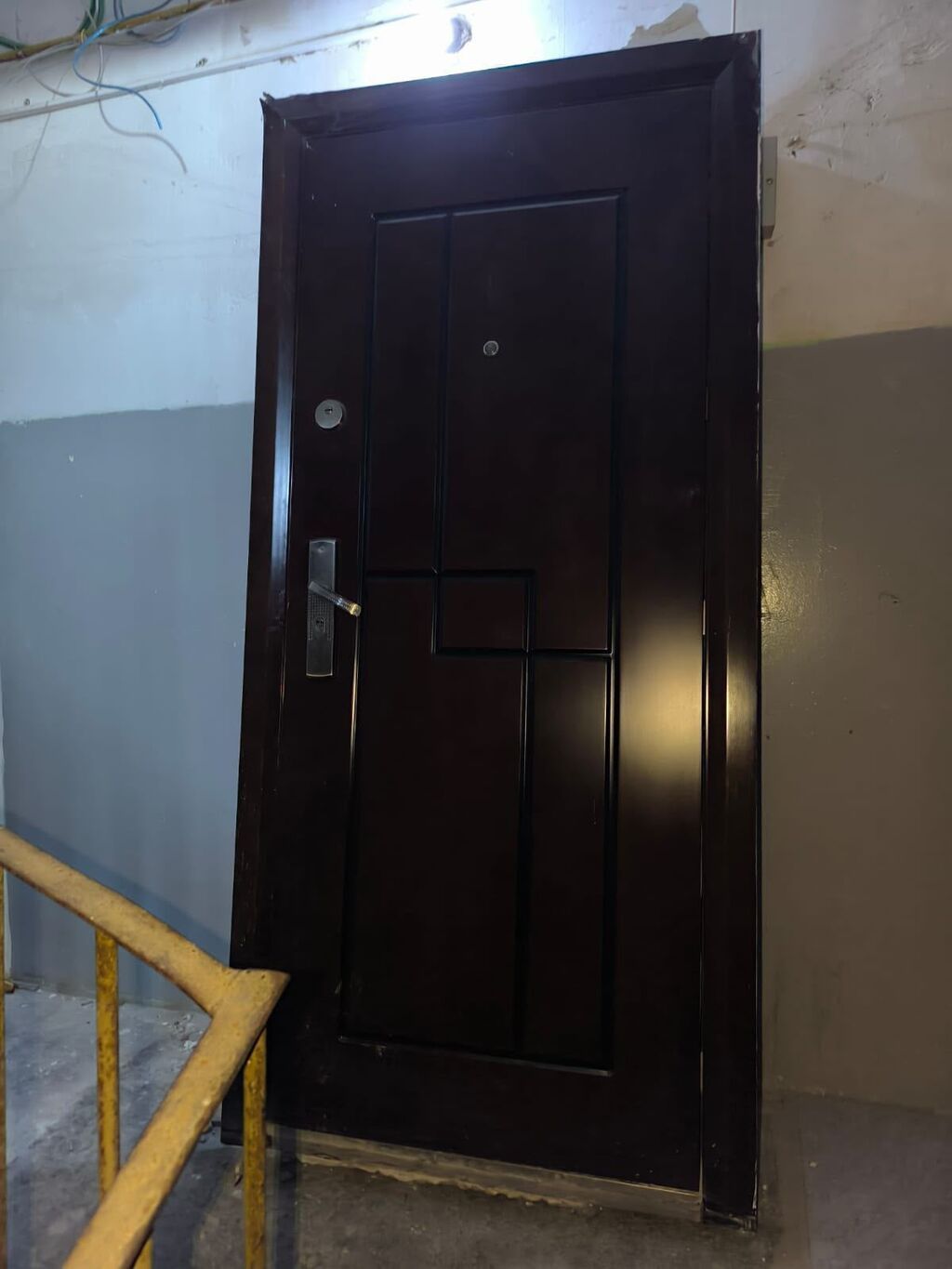 Seyf qapi 207/96sm 105azn qiymet sondur Qaradag ray 9899 leli — Pəncərələr, qapılar, balkonlar, Bakı