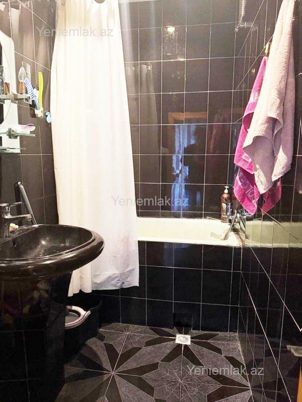 Satılır 4 otaqlı Bina evi menzil (Köhnə tikili), 105 m², Binəqədi rayonu — Mənzil, Bakı (12)