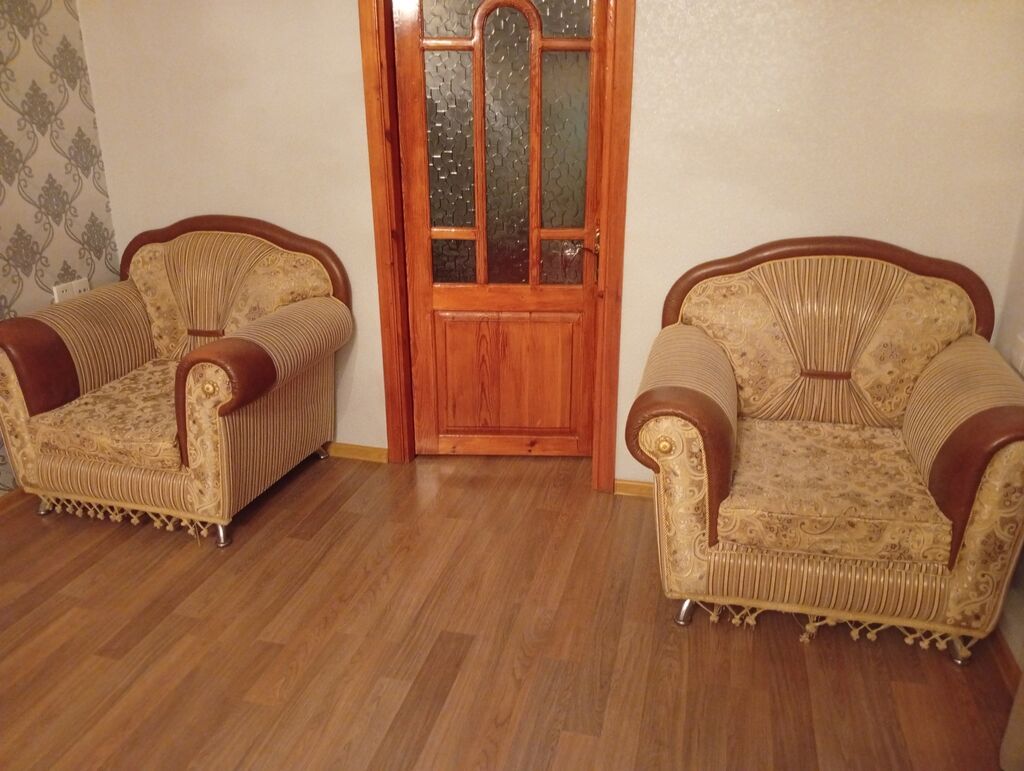 Klassik üslubda 3 parçalı yumşaq mebel dəsti - Tərkibi: 1 ədəd 3 — Yumşaq mobilya dəstləri, Digah