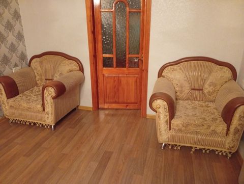 Klassik üslubda 3 parçalı yumşaq mebel dəsti - Tərkibi: 1 ədəd 3 — Digah