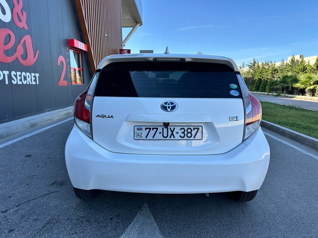 Toyota Aqua, 1.5 L, 0.9 kWh, 2016 il, 155 000 km 77-UX-387 — Avtomobillər, Bakı (5)
