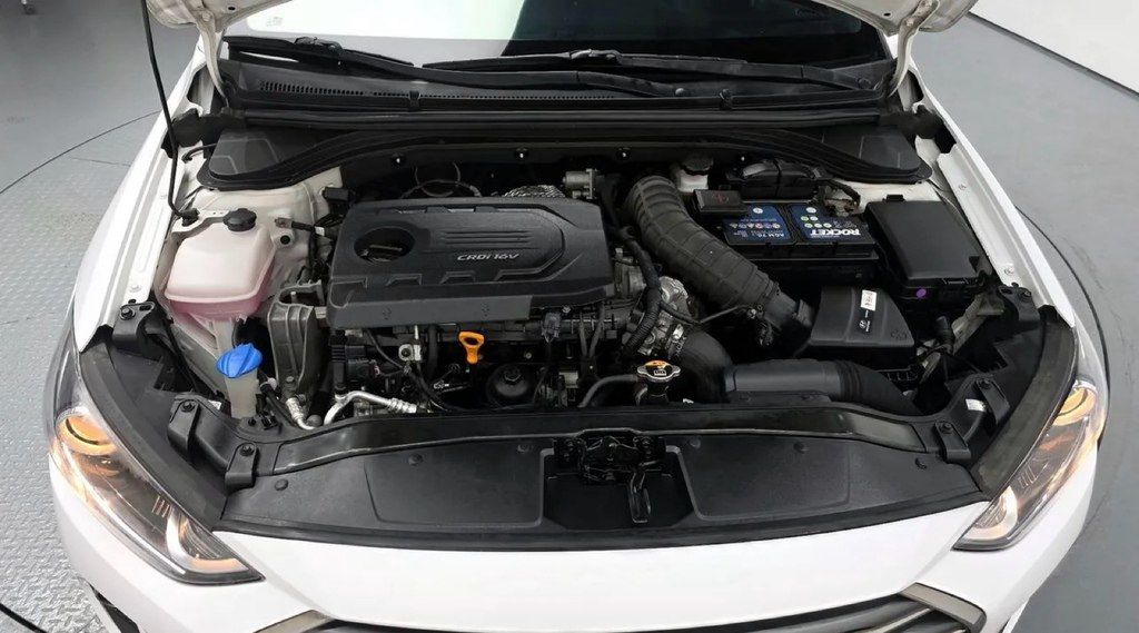 Hyundai Elantra, 1.6 L, 2017 il, 135 560 km — Avtomobillər (12)