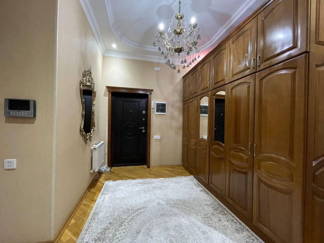 İcarəyə verilir 4 otaqlı yeni tikili 150 m² — Mənzil, Bakı (2)