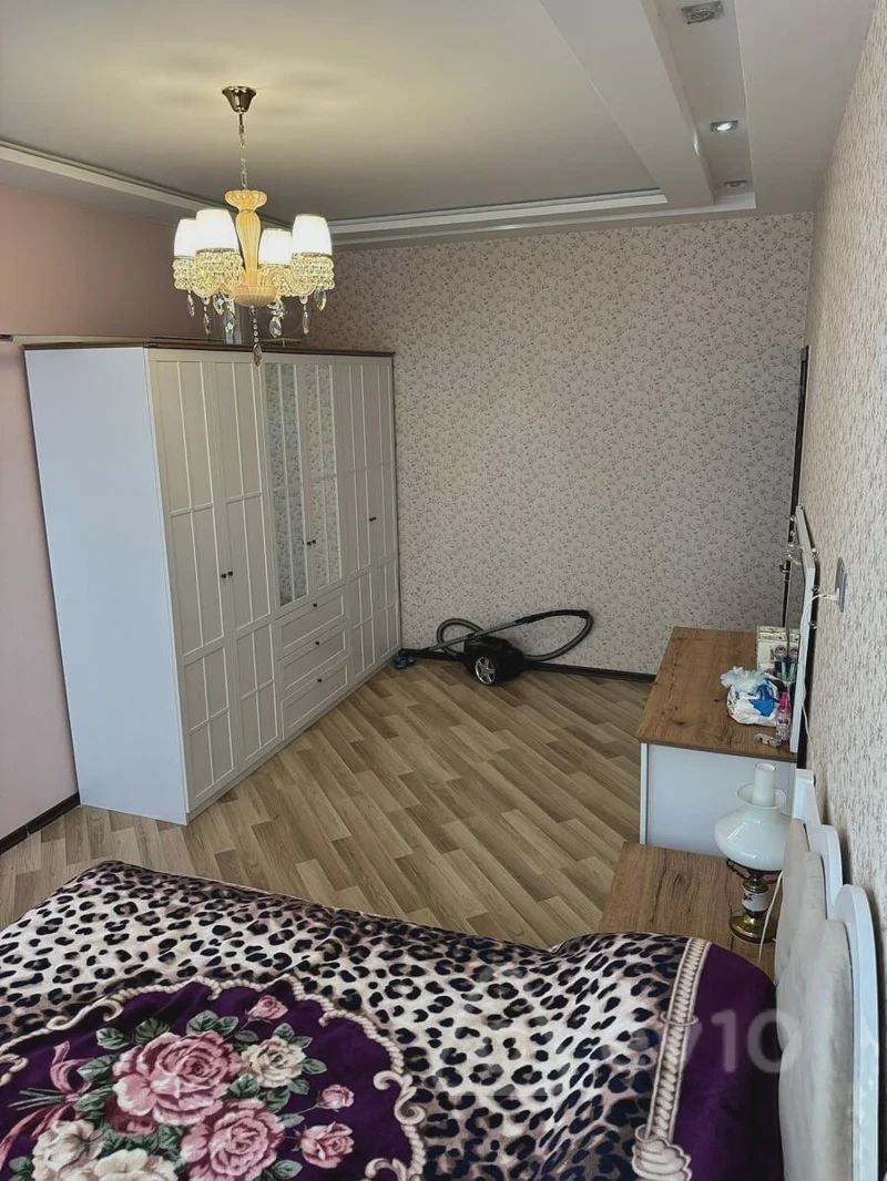 For sale: 4-room apartment (new building), 17 m² — Mənzil, Bakı (9)