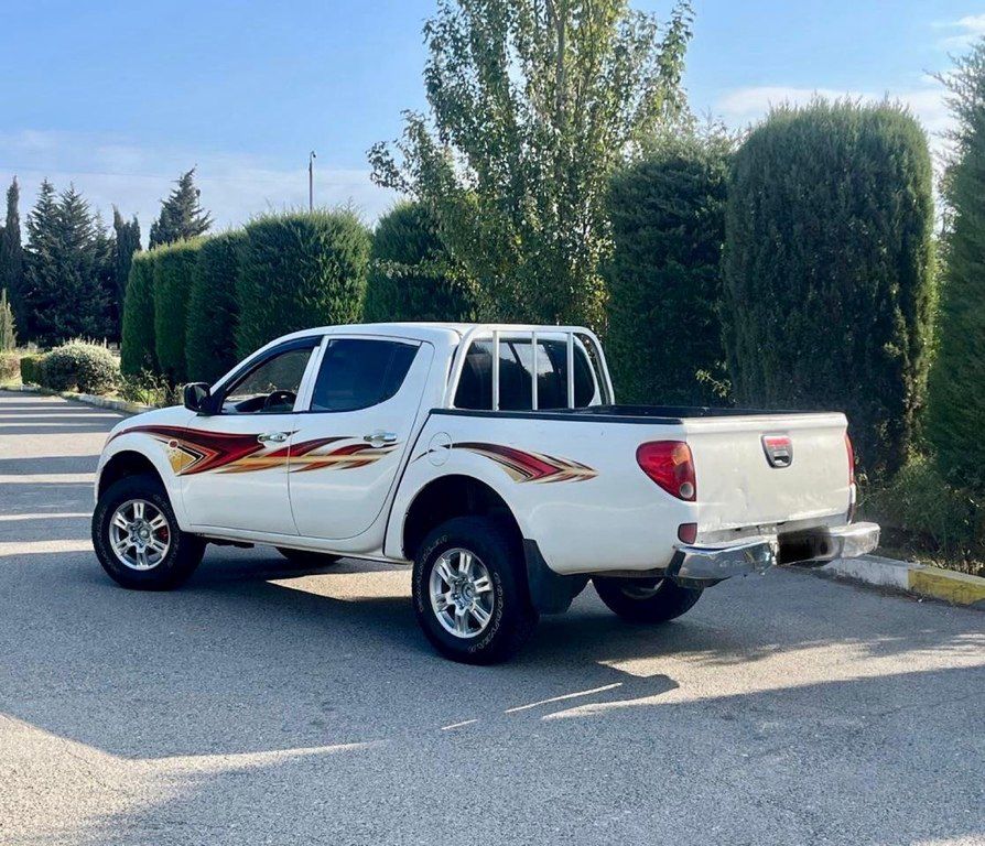 Mitsubishi L200, 2.5 L, 2013 il, 318 400 km — Avtomobillər, Bakı (2)