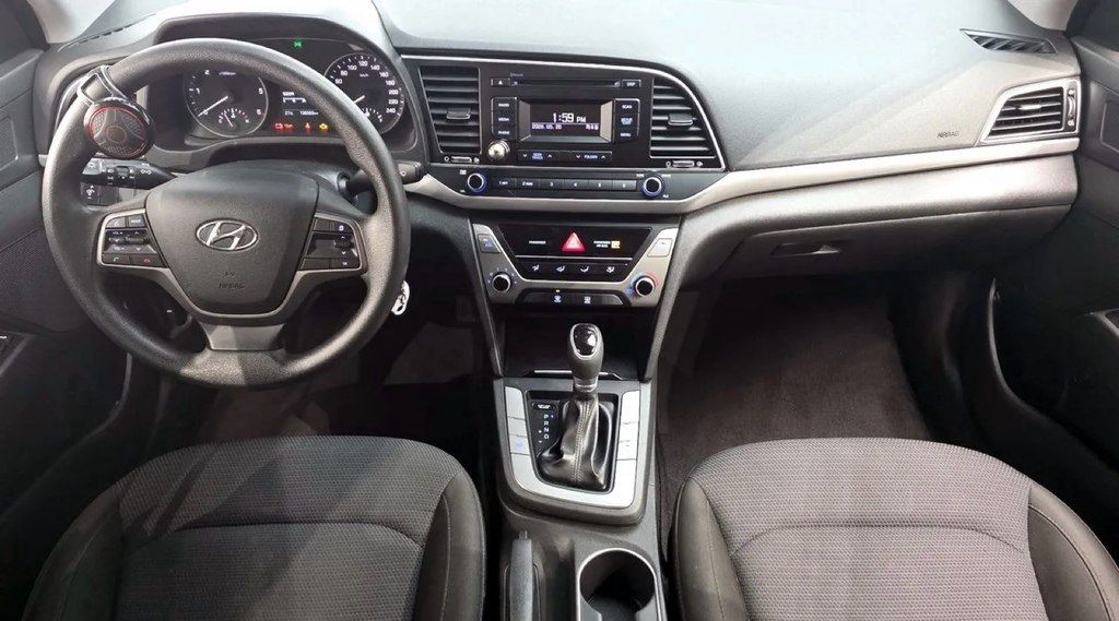 Hyundai Elantra, 1.6 L, 2017 il, 135 560 km — Avtomobillər (4)