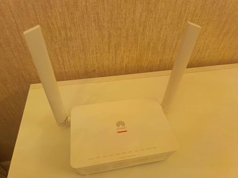 Huawei simli/simsiz router - Brend/model: Huawei (iki xarici antenalı — 40 ₼ · Bakı · Huawei Huawei simli/simsiz router - Brend/model: Huawei (iki xarici antenalı — Bakı