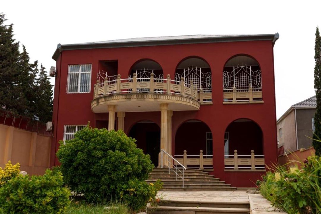 Satılır 8 otaqlı həyət evi/bağ evi 329 m² — Ev, villa, Bakı (2)