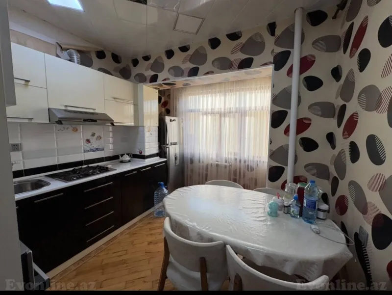 Satılır 2 otaqlı Mənzil Köhnə tikili 65 m² Bakı, Xətai r — Mənzil, Bakı (8)