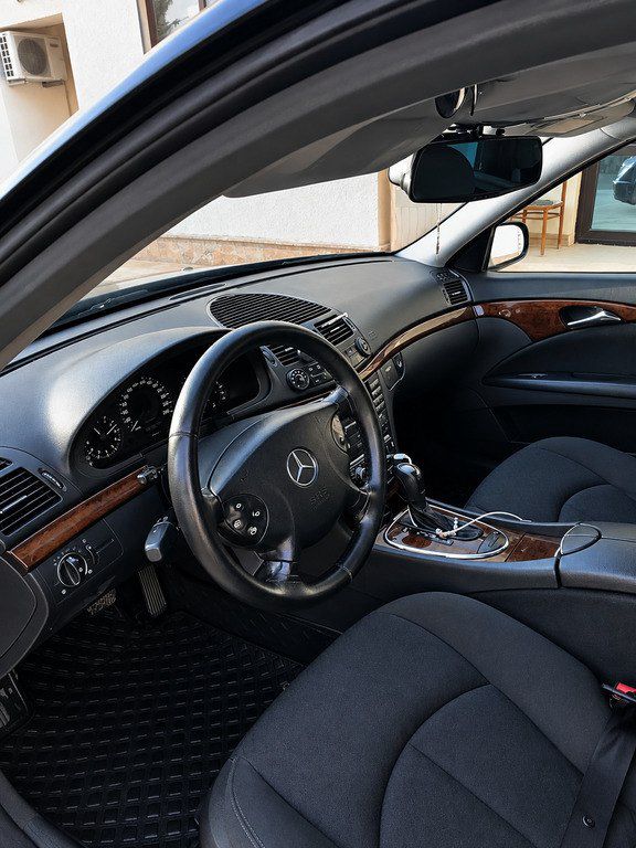 Mercedes E 220, 2.2 L, 2003 il, 570 000 km 99-CC-433 — Avtomobillər, Bakı (4)