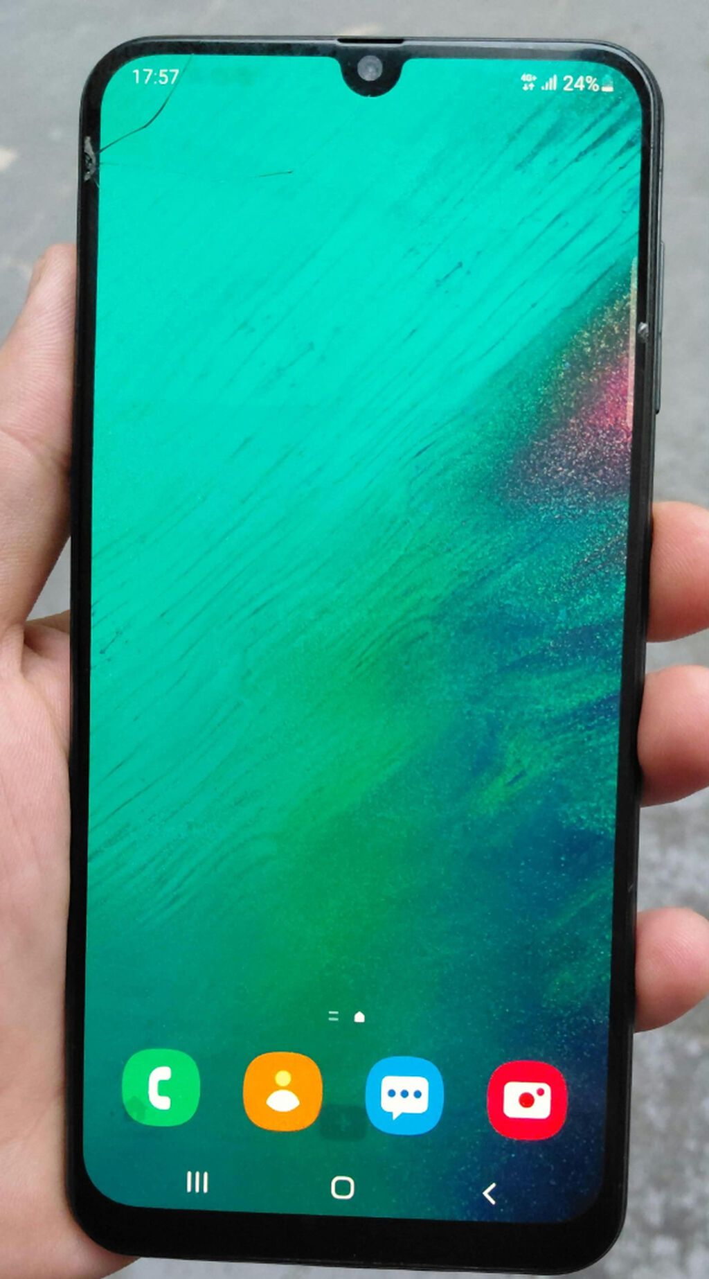 Real aliciya endirim.olacaq — Samsung, Bakı (3)