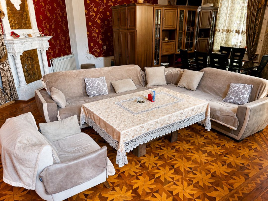 İcarəyə verilir 2 otaqlı köhnə tikili 75 m² — Mənzil, Bakı (2)