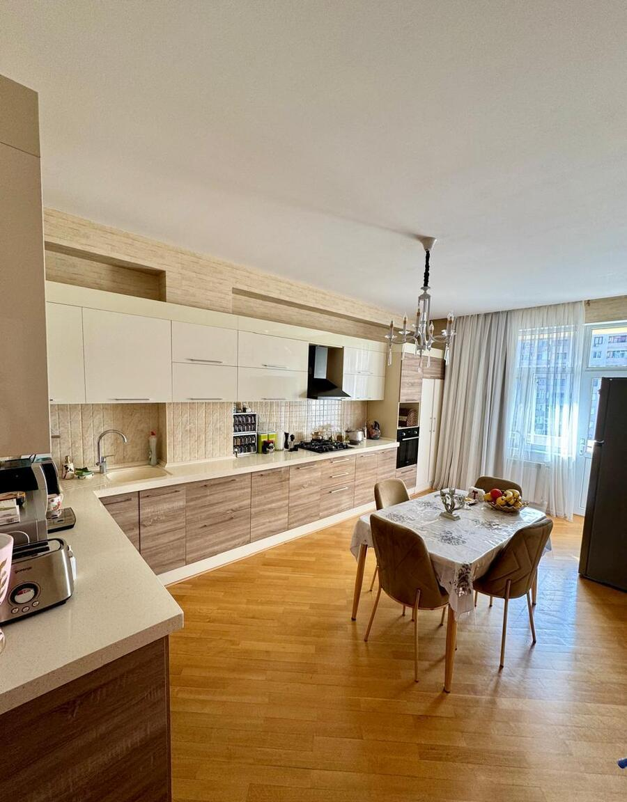 3 otaqlı mənzil 140 m² satılır — Mənzil, Bakı