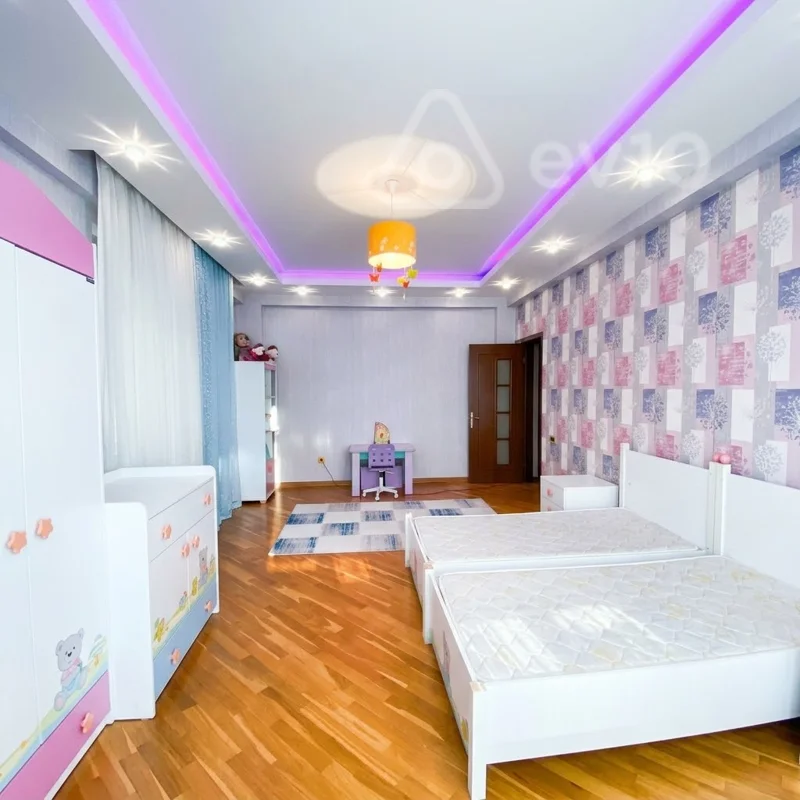3 otaqlı mənzil, 140 m², Elşən Süleymanov küçəsi — kirayə — Mənzil, Bakı (6)
