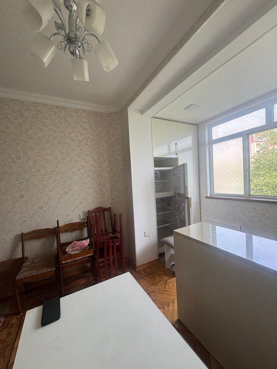İcarəyə verilir 1 otaqlı köhnə tikili 40 m² — Mənzil, Bakı (4)