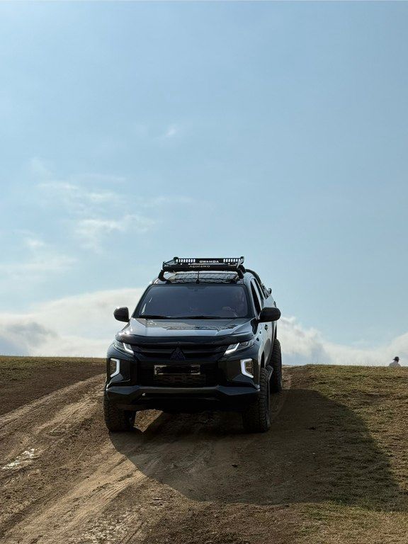 Mitsubishi L200, 2.4 L, 2023 il, 52 000 km — Avtomobillər, Bakı (7)