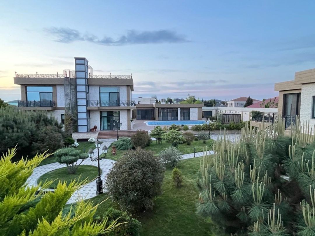 İcarəyə verilir 10 otaqlı həyət evi/bağ evi 800 m² — Ev, villa, Bakı (5)