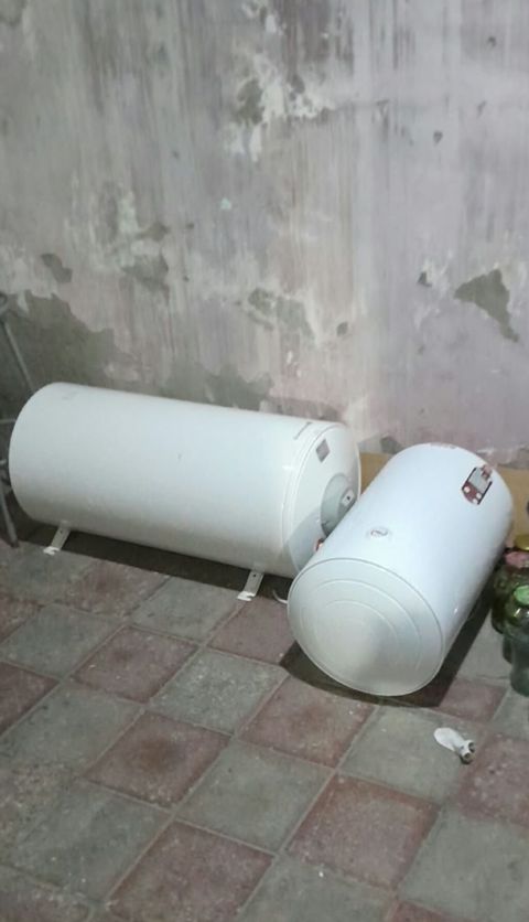 Su qızdırıcıları – 2 ədəd 1) Shıvakı elektrik su qızdırıcısı - Üst — Bakı