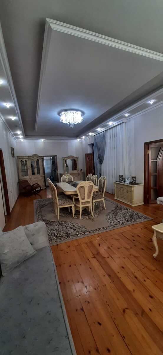 Satılır 5 otaqlı həyət evi/bağ evi 200 m² — Ev, villa, Bakı