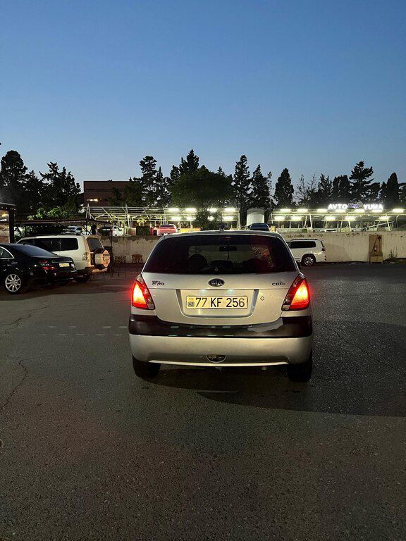 Kia Rio, 1.4 L, 2008 il, 280 000 km 77-KF-255 — Avtomobillər, Bakı (4)