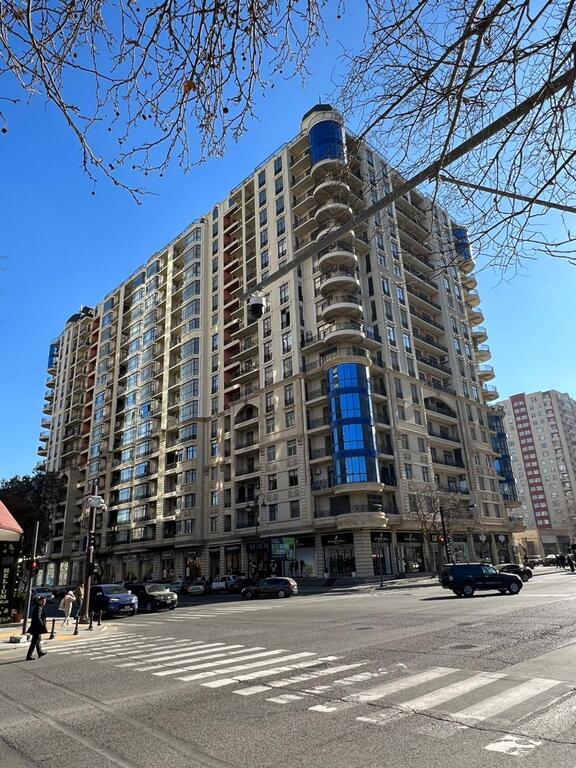 Satılır 3 otaqlı yeni tikili 163.3 m² — Mənzil, Bakı