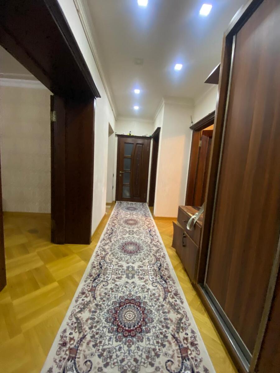Satılır 4 otaqlı köhnə tikili 120 m² — Mənzil, Bakı (12)