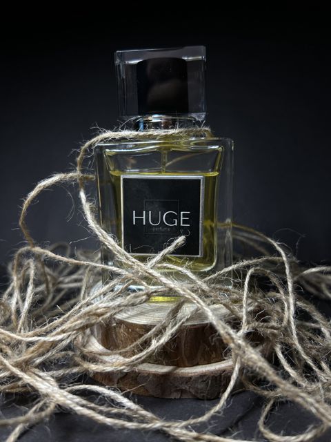 Huge Perfume Bitter Peach unisex ətir suyu 50 ml — Bakı