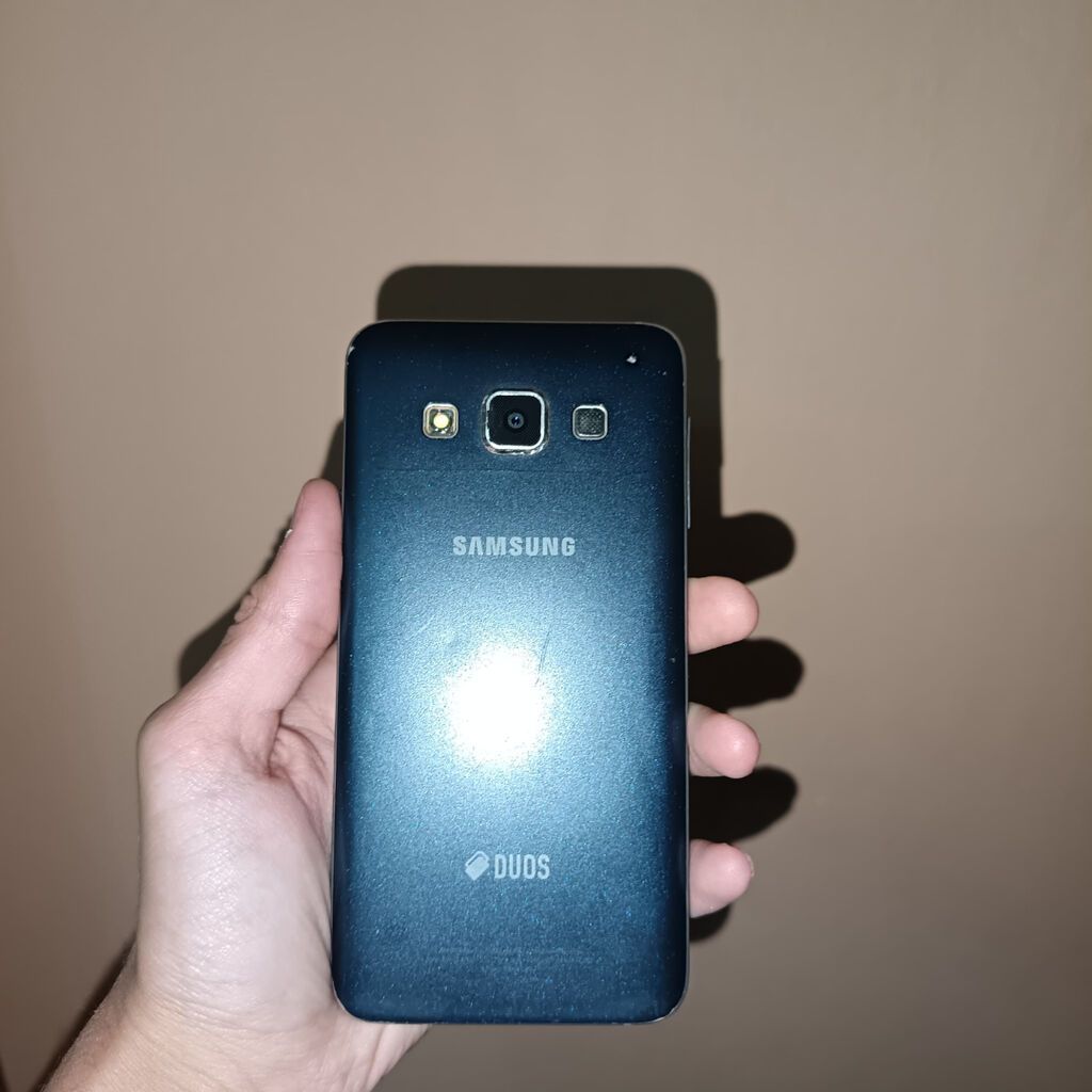 Samsung Galaxy A3, 16 GB, rəng - Göy — Samsung, Şamaxı (2)