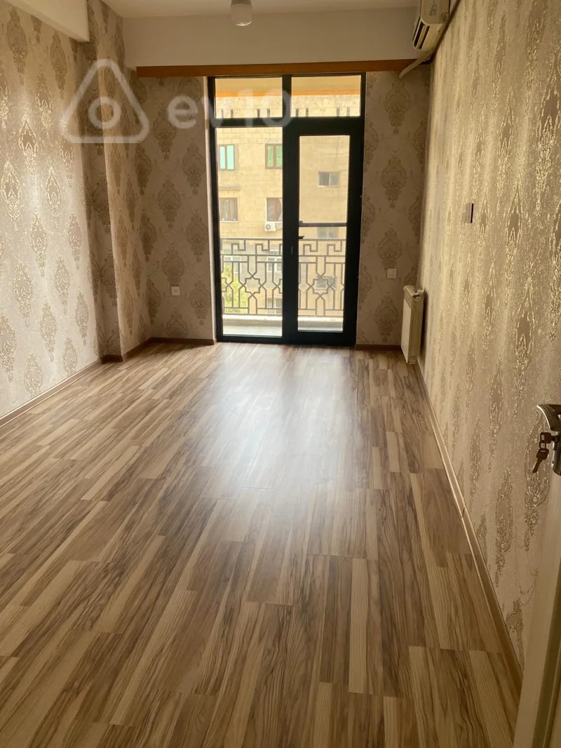 2 otaqlı mənzil, 70 m², Qara Qarayev pros — kirayə — Mənzil, Bakı (2)