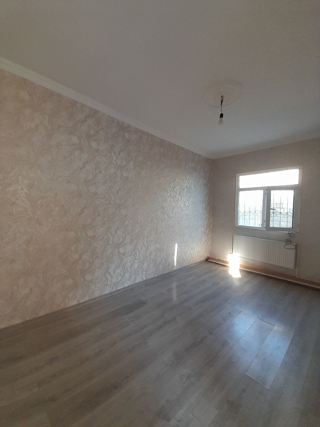2otaqlı mənzil – geniş zal və ayrı mətbəx - Plan: 2 otaq, dəhliz — Mənzil, Bakı (4)